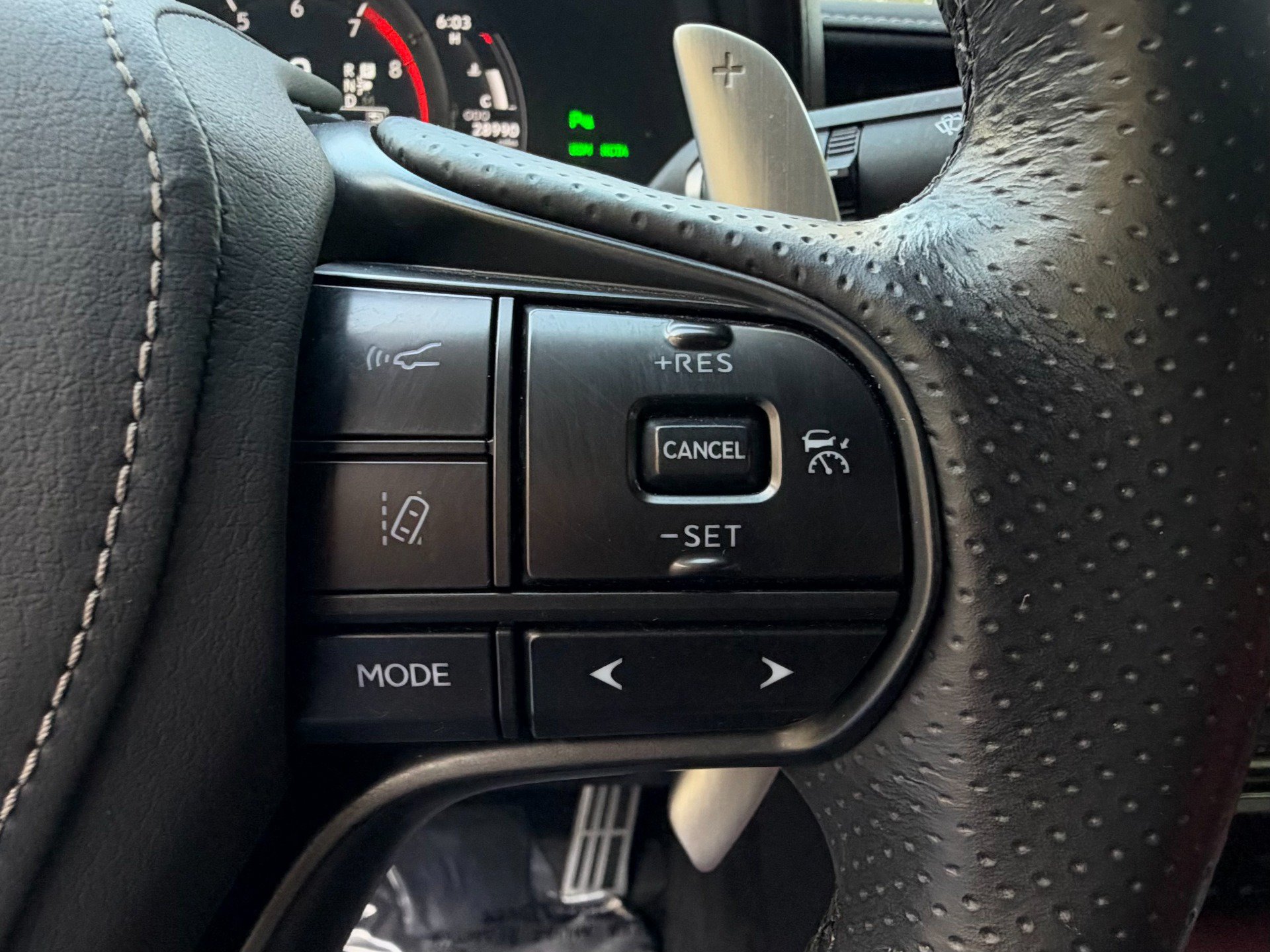 Used 2021 Lexus LC 500 Convertible w/ Touring Package RWD image 21