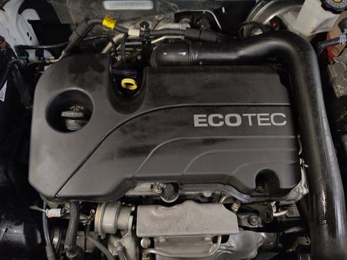 Used 2022 GMC Terrain SLT image 30