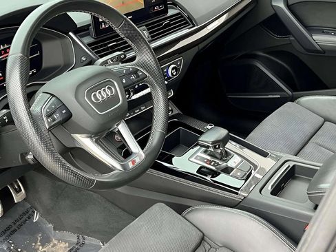 Used 2022 Audi SQ5 Premium Plus w/ Premium Plus Package image 15