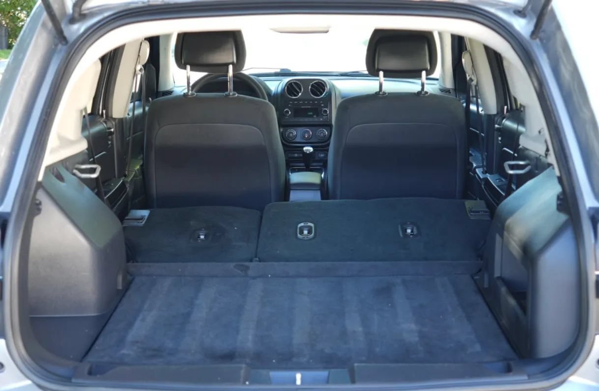 Used 2015 Jeep Compass Sport w/ Power Value Group AWD/4WD image 14