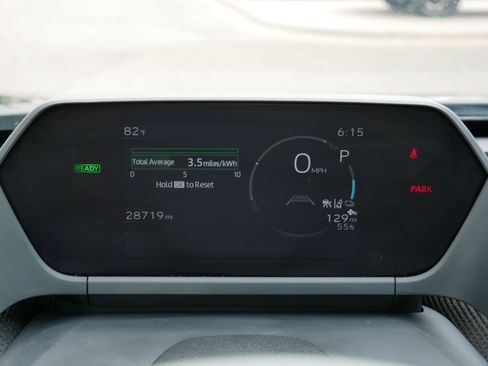 Used 2023 Subaru Solterra AWD image 22