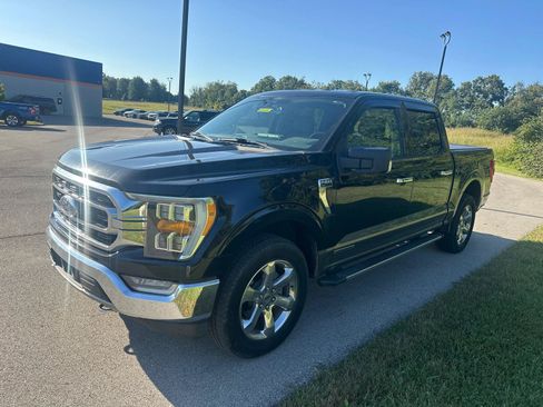Used 2021 Ford F150 XLT w/ Equipment Group 302A High AWD/4WD image 5