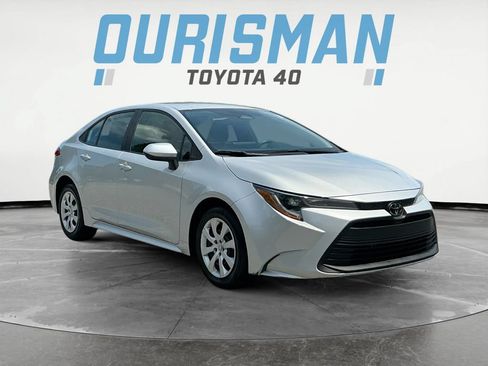 Used 2023 Toyota Corolla LE FWD image 1