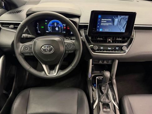 Used 2025 Toyota Corolla Cross AWD Hybrid w/ Convenience Package image 24