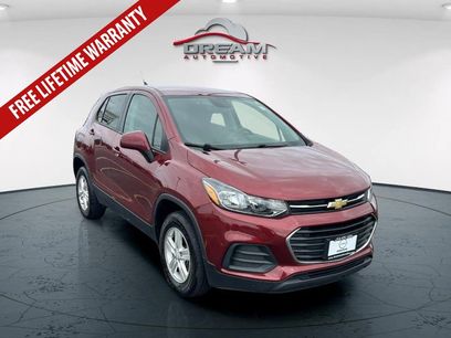 Used 2022 Chevrolet Trax LS w/ Tint and Cruise Package