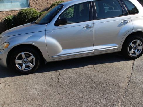 Used 2005 Chrysler PT Cruiser Touring image 6