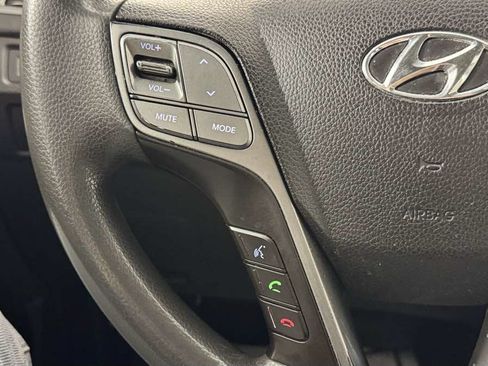 Used 2018 Hyundai Santa Fe Sport FWD image 17