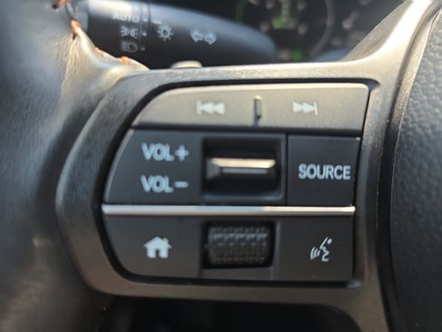 Used 2024 Honda CR-V Sport image 16