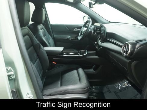 Used 2025 Chevrolet Equinox LT w/ Convenience Package II FWD image 15