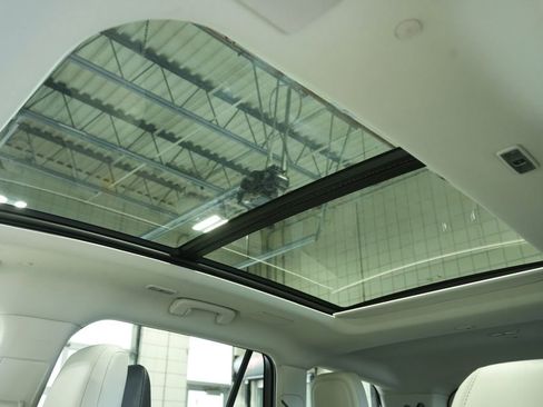 Used 2025 Lincoln Aviator Reserve w/ Equipment Group 201A image 14