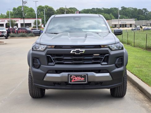 New 2026 Chevrolet Colorado Trail Boss AWD/4WD image 2