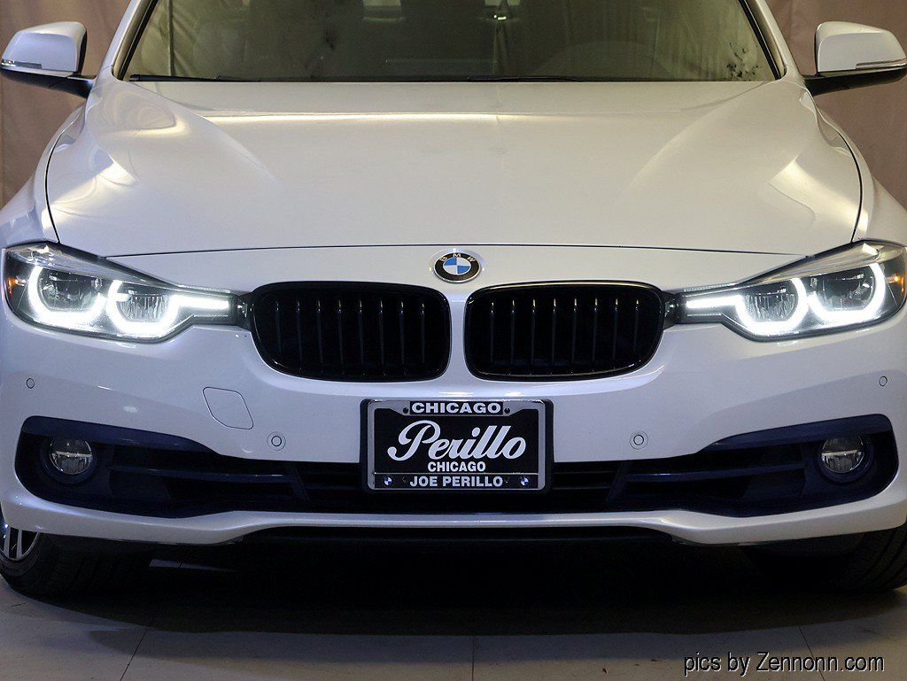 Used 2018 BMW 330i xDrive Sedan w/ Convenience Package AWD/4WD image 6