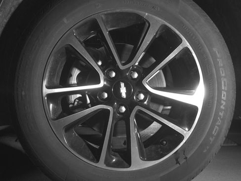 Used 2025 Chevrolet TrailBlazer LT FWD image 12