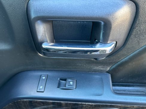 Used 2015 GMC Sierra 2500 Denali w/ Duramax Plus Package AWD/4WD image 20