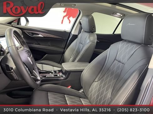 Used 2023 Buick Envision Avenir FWD image 18