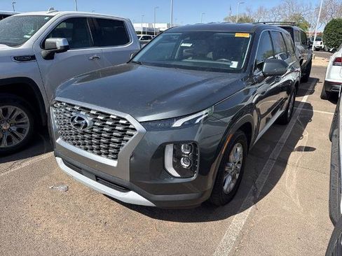 Used 2021 Hyundai Palisade SE image 1