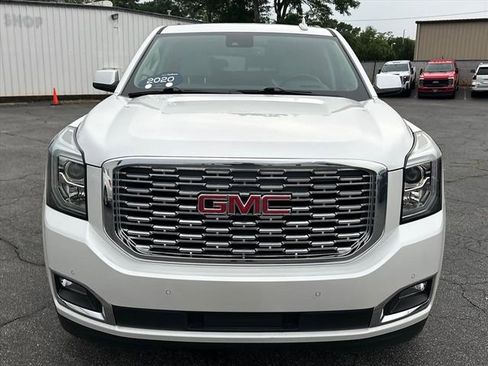 Certified 2020 GMC Yukon Denali w/ Open Road Package AWD/4WD image 4