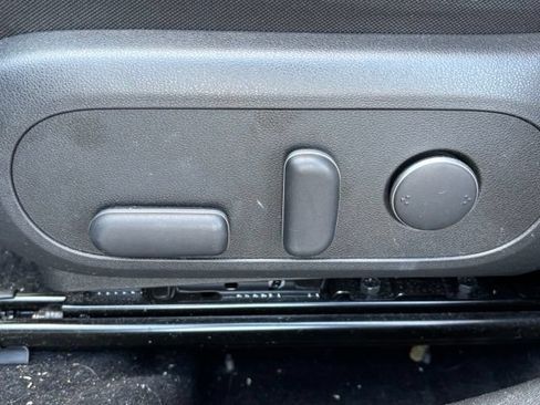 Used 2025 Hyundai Kona SEL AWD/4WD image 4