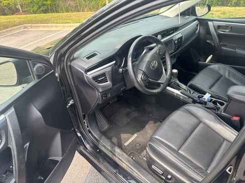 Used 2016 Toyota Corolla S Premium FWD image 9