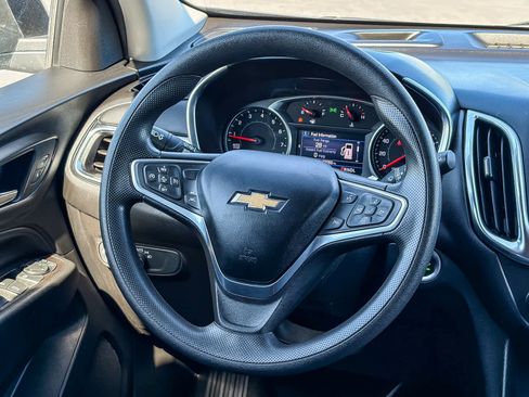Used 2022 Chevrolet Equinox LT FWD image 14