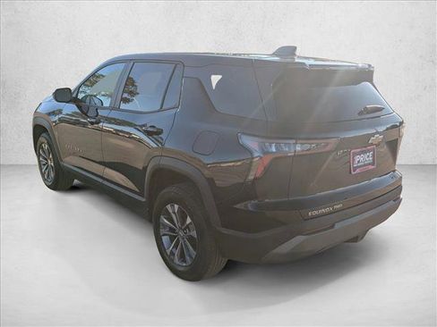 Used 2025 Chevrolet Equinox LT image 7