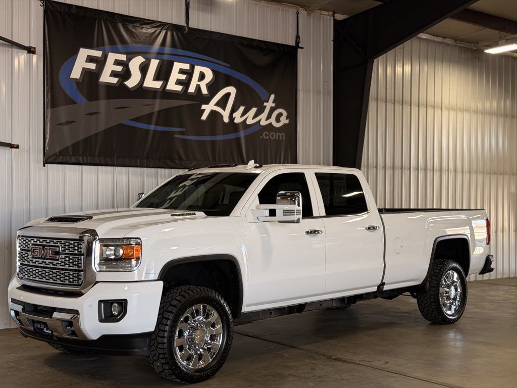 Used 2018 GMC Sierra 3500 Denali w/ Duramax Plus Package AWD/4WD image 1