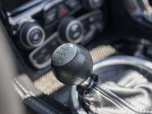 Used 2014 SRT Viper GTS w/ GTS Laguna Interior Package image 59
