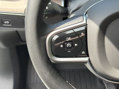 Used 2026 Volvo XC90 B6 Ultra w/ Protection Package Premier AWD/4WD image 19