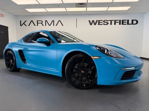 Used 2018 Porsche 718 Cayman RWD image 1