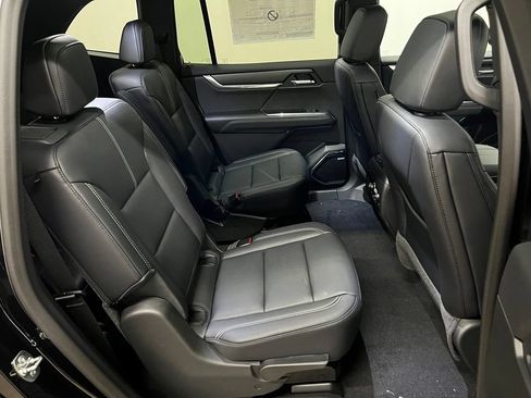 New 2026 GMC Acadia Elevation w/ Elevation Premium Package AWD/4WD image 38