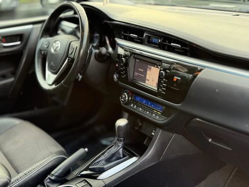 Used 2016 Toyota Corolla S w/ Driver Convenience Package FWD image 11