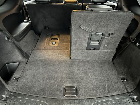 Used 2018 Dodge Durango GT image 19