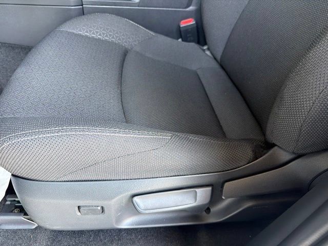 Used 2025 Toyota 4Runner SR5 AWD/4WD image 25
