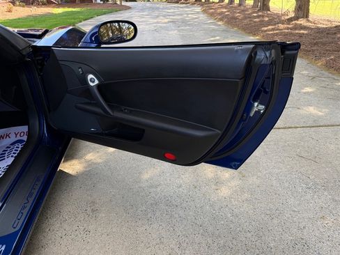 Used 2007 Chevrolet Corvette Z06 w/ Preferred Equipment Group image 51