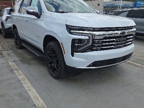 New 2026 Chevrolet Tahoe Premier w/ Sun And Tow Package AWD/4WD image 1
