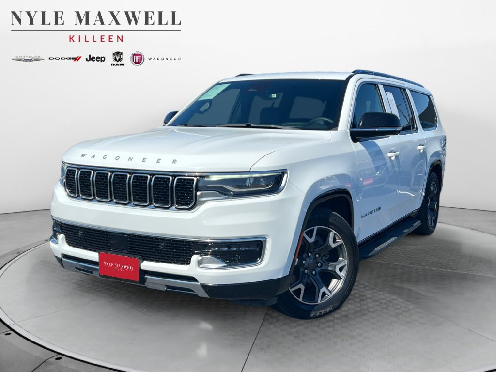 Used 2024 Jeep Wagoneer L Series III w/ Flexible Seating Group AWD/4WD image 1