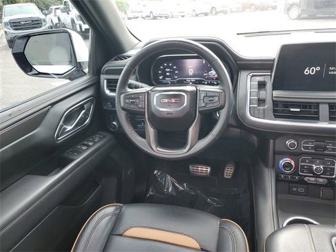 Used 2024 GMC Yukon AT4 w/ Technology Package image 12