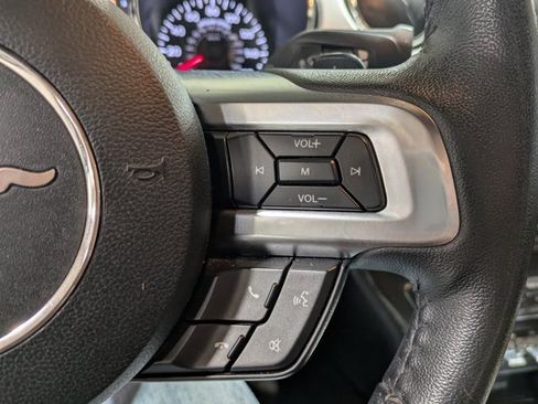 Used 2017 Ford Mustang Premium image 20