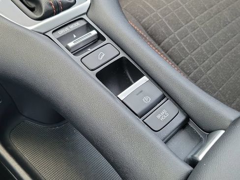 Used 2023 Honda HR-V Sport image 28