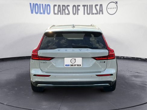 New 2026 Volvo V60 B5 Cross Country Plus w/ Protection Package Premier AWD/4WD image 4