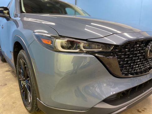 Used 2023 MAZDA CX-5 Carbon Edition image 2