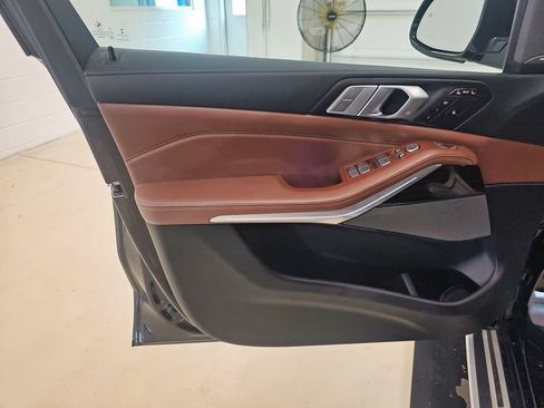Used 2020 BMW X7 xDrive40i w/ Premium Package AWD/4WD image 9