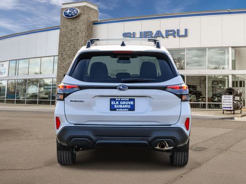 New 2026 Subaru Forester Premium image 3