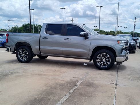 Used 2023 Chevrolet Silverado 1500 LT AWD/4WD image 14