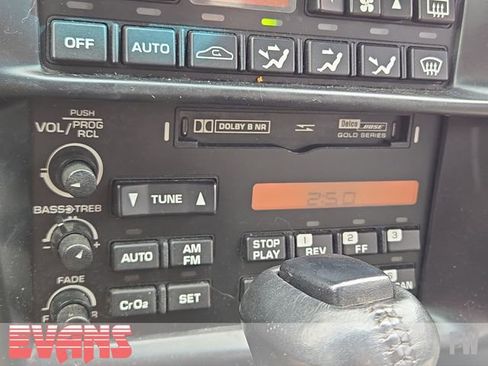Used 1994 Chevrolet Corvette Coupe RWD image 8