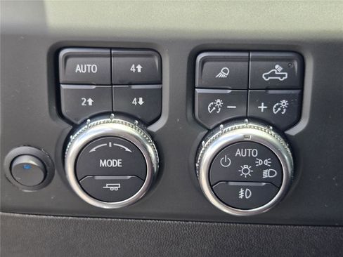 Used 2024 GMC Sierra 2500 Denali Ultimate AWD/4WD image 21