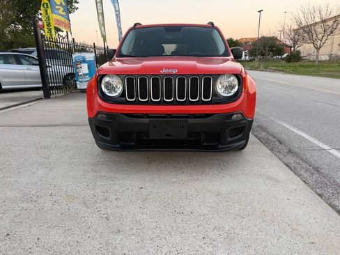 Used 2016 Jeep Renegade Sport w/ Power & Air Group FWD image 3