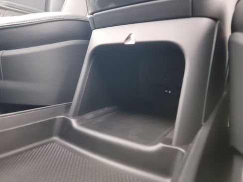 Used 2022 Rivian R1S Launch Edition AWD/4WD image 33