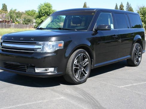 Used 2014 Ford Flex SEL w/ Equipment Group 202A image 9