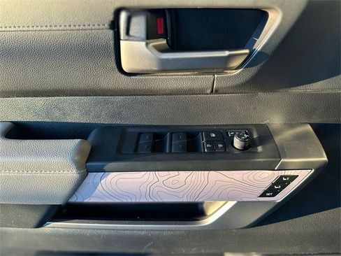 Used 2023 Toyota Tundra Limited image 14